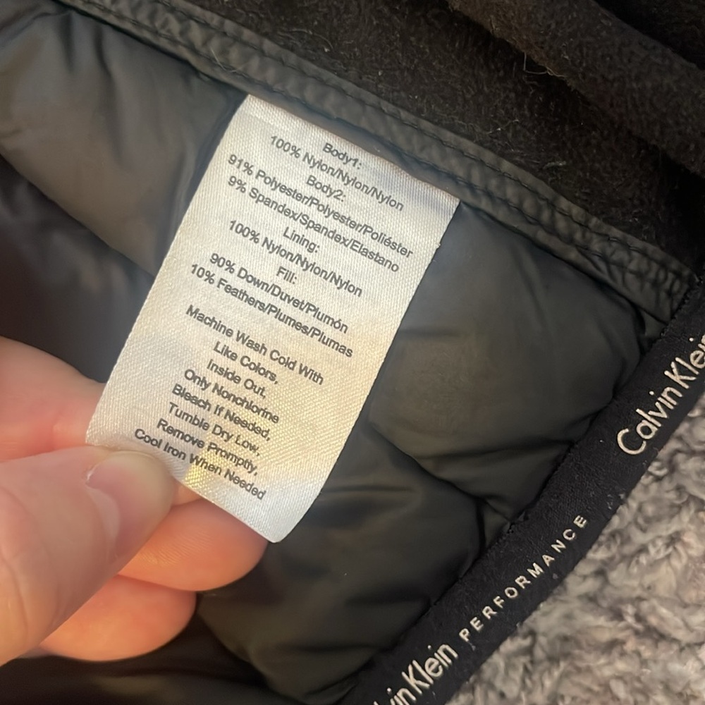 Calvin Klein Performance Black Vest - Picture 4 of 10